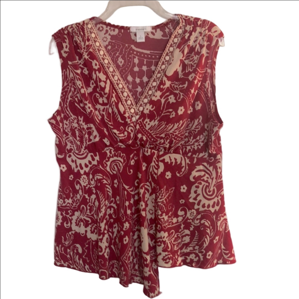 Red and Cream V‑Neck Sleeveless Blouse Size Large